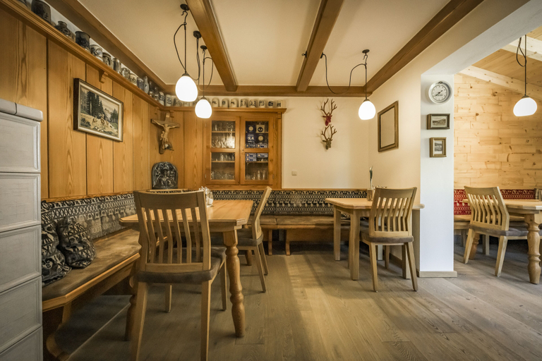 Food & Drinks 5, Pension Gimpl, Chiemgaukarte neu, Traunstein