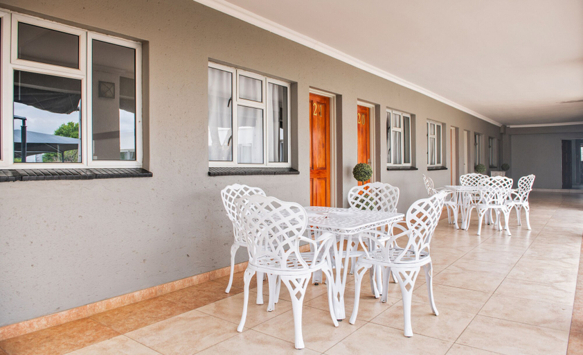 Others 4, Khayalami Hotel - Ermelo, Gert Sibande