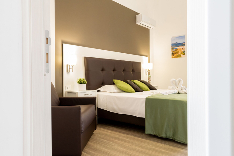 Bedroom 2, Blueeyes, Trapani