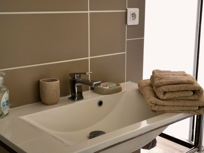 Bathroom 4, Le Domaine de Tini, Vaucluse