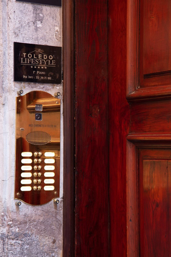 Public Area 3, Toledo Lifestyle, Napoli