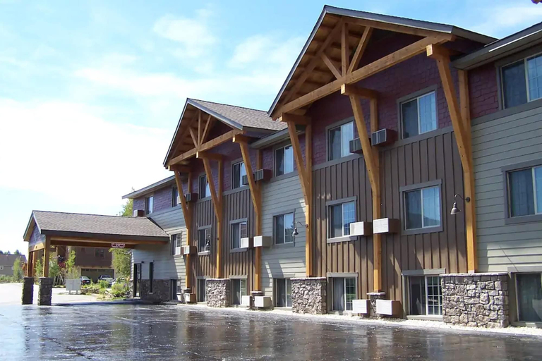 Exterior & Views 1, Steamboat Hotel, Routt