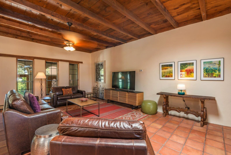Public Area 3, Apodaca - Spacious East Side Home With Countryside Views, Santa Fe