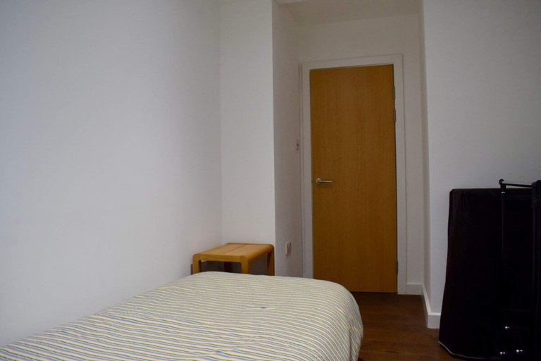 Bedroom 3, Charming 2 Bedroom Apartment in Kentish Town, London