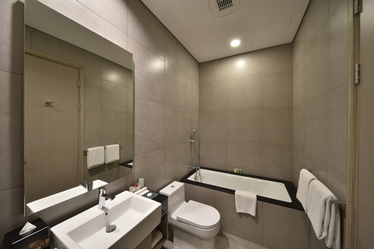 Crowne Plaza Jakarta Residences, South Jakarta