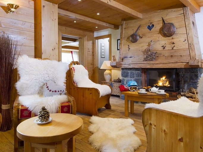 Public Area, Hotel la Cremaillere, Haute-Savoie