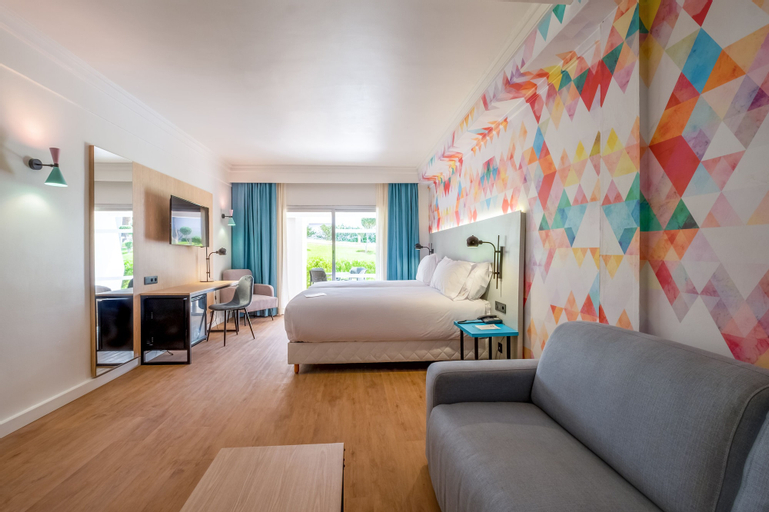 Bedroom 27