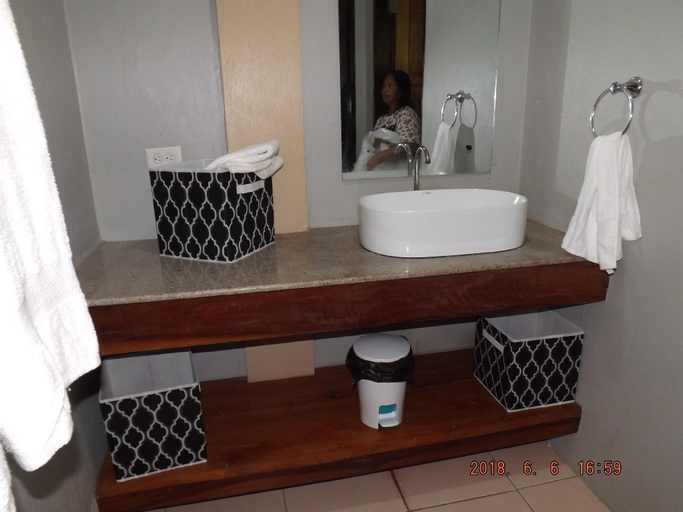 Superior Vacation Home by Siargao Residency, General Luna