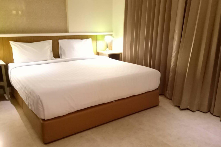Bedroom 1, Ekamai/ 4Bed+4Bath/ Free Airport Pick Up, 6th Fl, Wattana