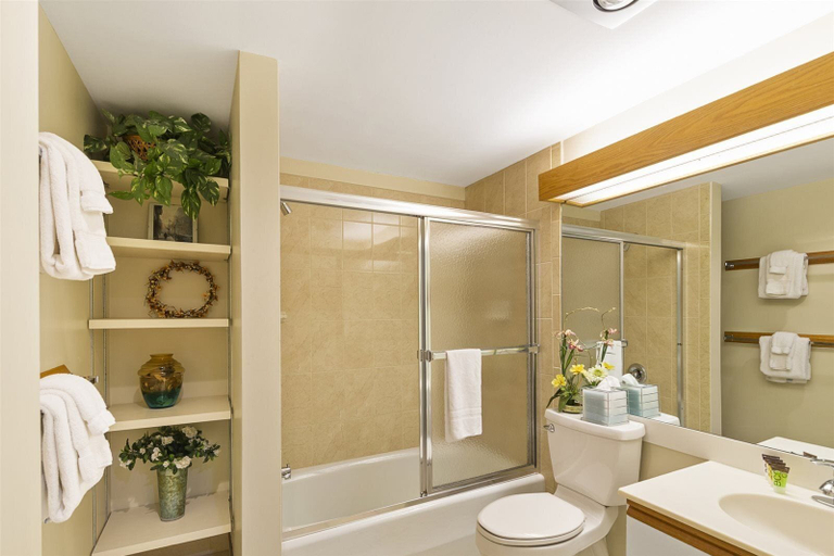Bathroom 3, Brookside 2 BR at Topnotch, Lamoille