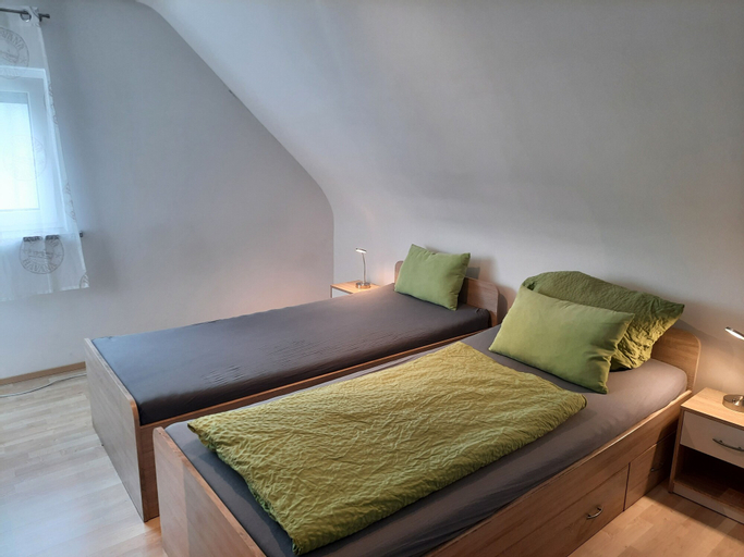 Bedroom 3, Sarahs Klein aber fein, Neunkirchen