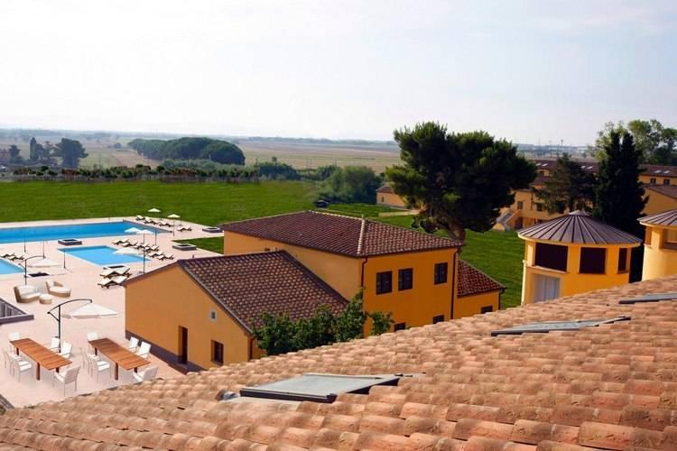 Stylish studio with air conditioning near the Tuscan coast, Livorno