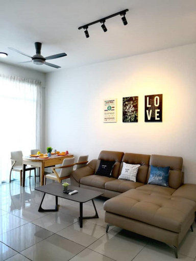 WaterPark B10 Cozy Suite 5pax@BM Bandar Perda, Seberang Perai Tengah