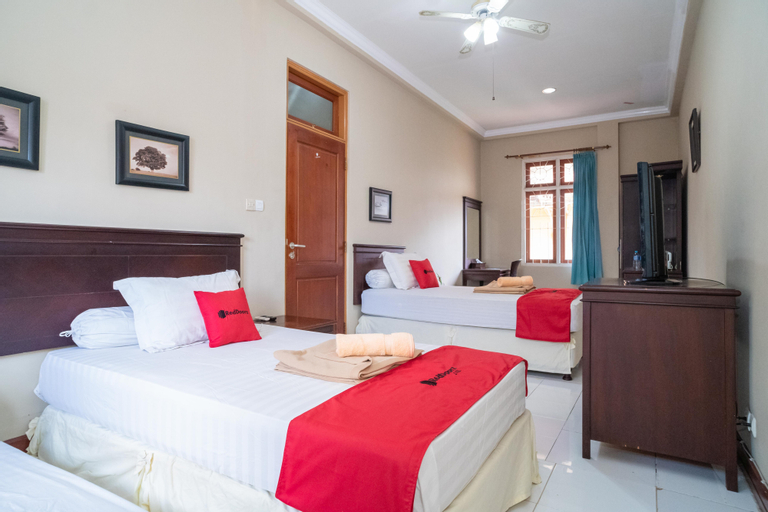 RedDoorz Syariah near Jalan Ahmad Yani Banjarmasin 2, Banjarmasin