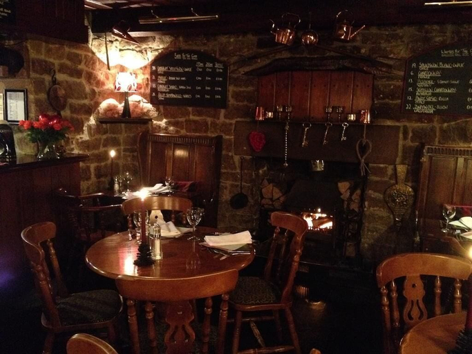 Food & Drinks 5, The Chequers Inn, Derbyshire