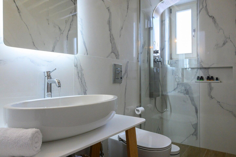 Bathroom 2, Milos Zen Suites, South Aegean