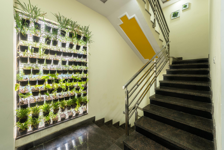 Public Area 3, Treebo Greenwood Premier Suites, Old Airport Road, Bangalore
