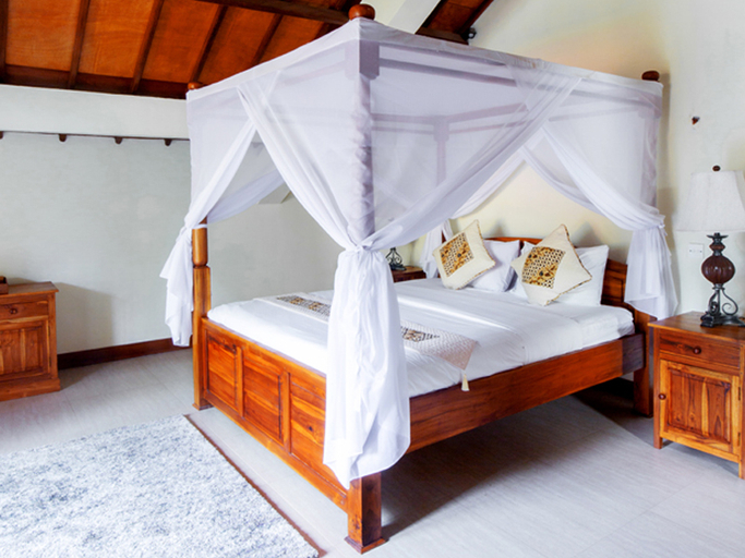 Bedroom, Camplung Beach Villa Tejakula 6 Bedroom with Pool, Buleleng