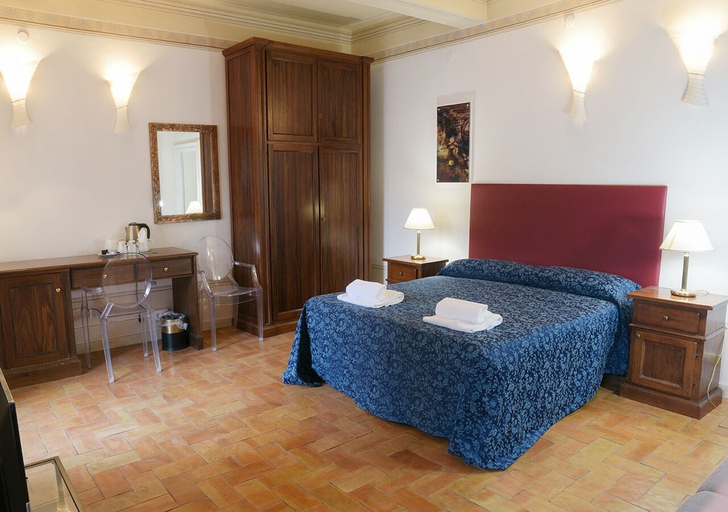 Bedroom 5, Farnese 48, Rome