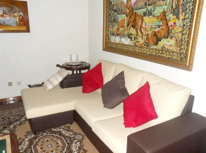 House With 3 Bedrooms in Trofa, With Wonderful City View and Enclosed Garden, Trofa