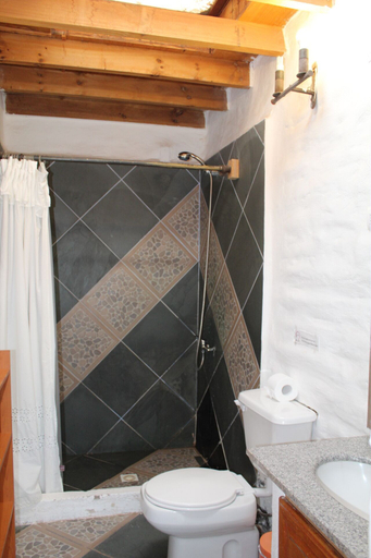 Bathroom 4, Atacama Lodge RukaZen, El Loa