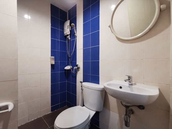 Bathroom 4, Tontalay Hotel, Muang Chon Buri