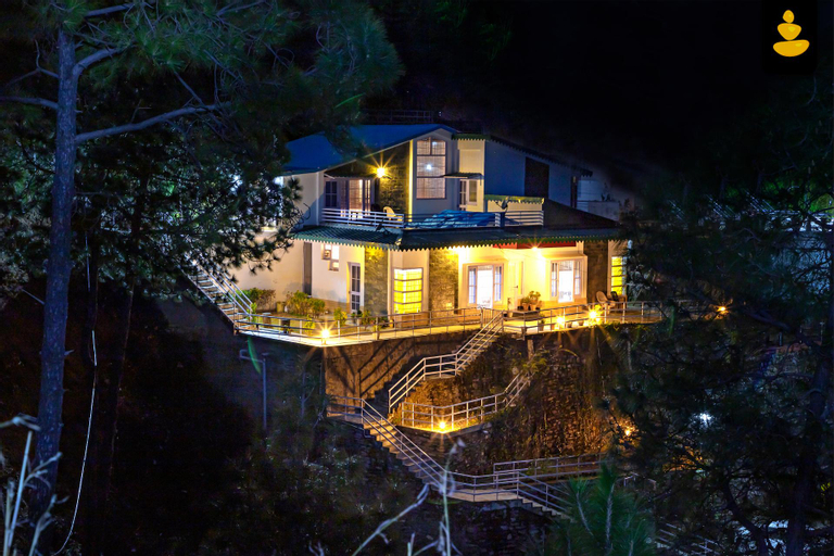 2BHK Cozy Mountain View Cottage, Solan