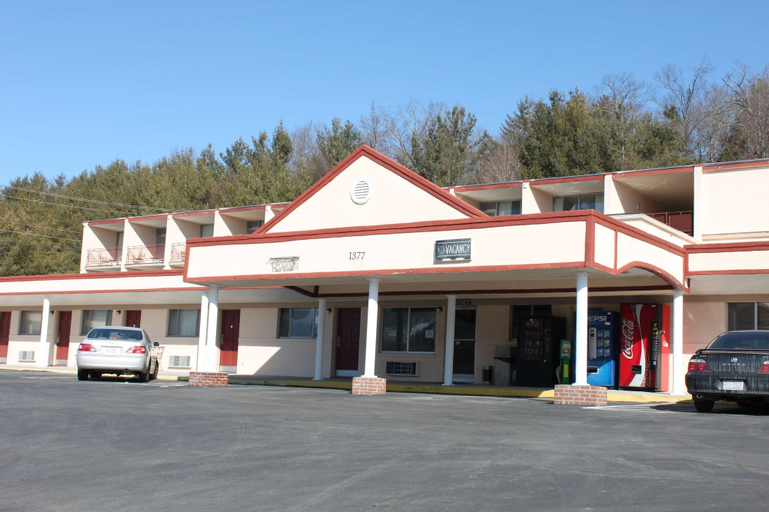 Greene's Motel Boone, Watauga