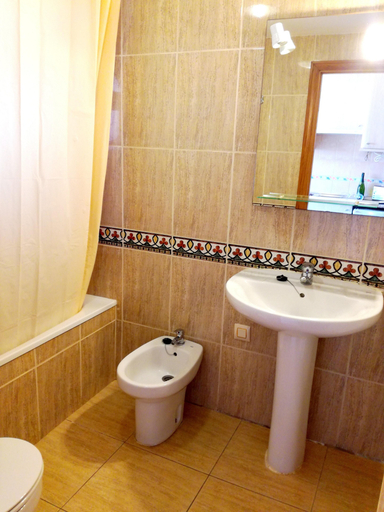 Bathroom, Cozy apartment in Costa del Silencio 55 m² with pool, Santa Cruz de Tenerife