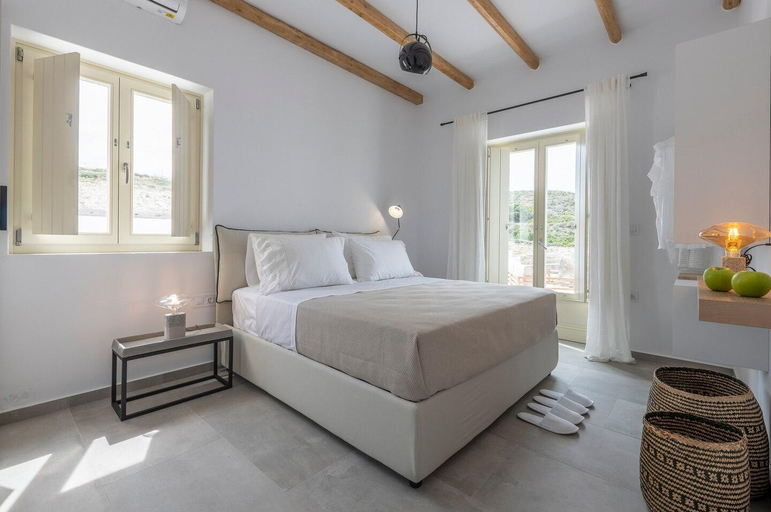 Others 3, Milos Zen Suites, South Aegean