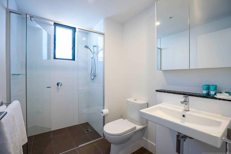 Bathroom 5, Synergy Broadbeach, Gold Coast
