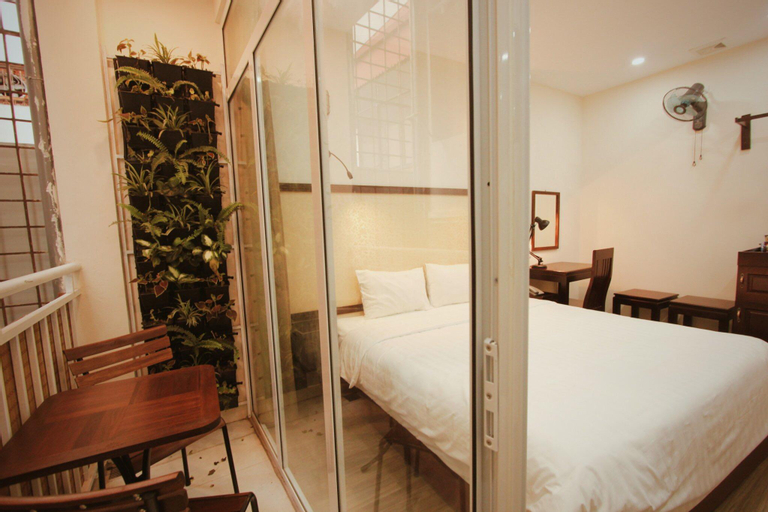 ERusta db/tw balcony 24h/7 staff, tour discounts, Hoàn Kiếm