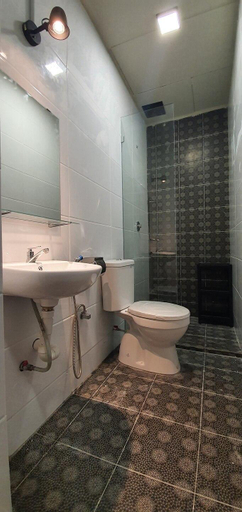 Bedroom 2, Room for 4 @ Georgetown (Shared Bathroom), Penang Island