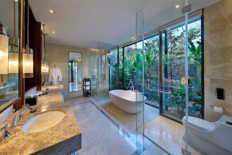 Bathroom 4