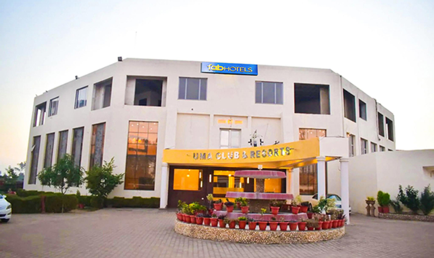 FabHotel Umaa Club & Resort, Satna