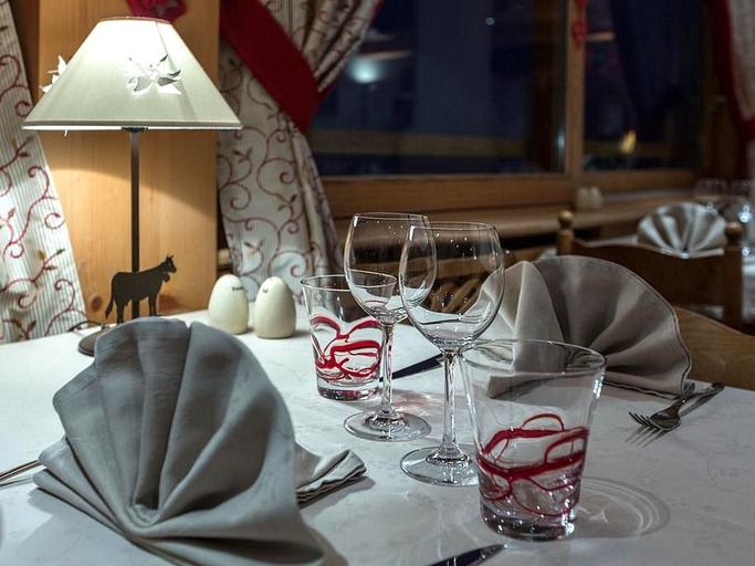 Food & Drinks 4, Hotel la Cremaillere, Haute-Savoie
