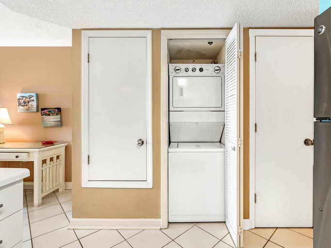 Bathroom 4, Clearwater by Bender Vacation Rentals, Baldwin