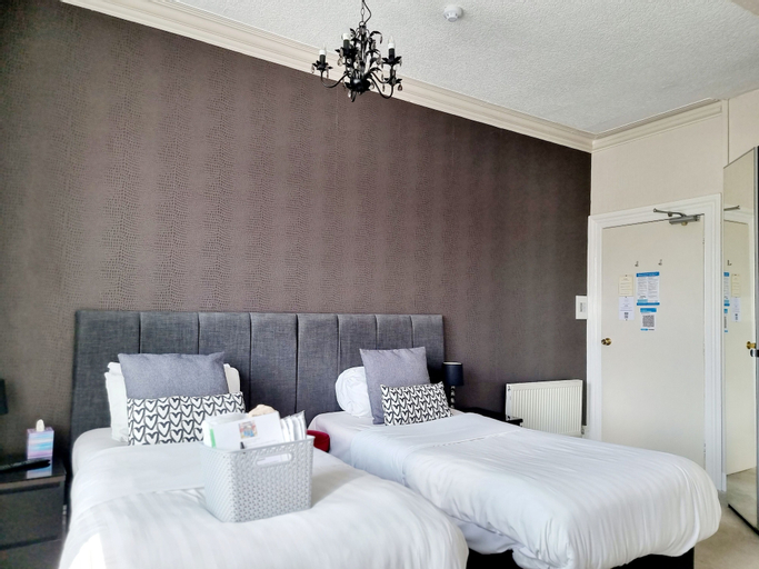 Bedroom 11