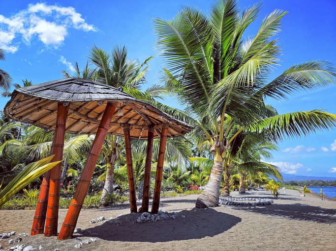 Coconut Garden Beach Resort, Sikka