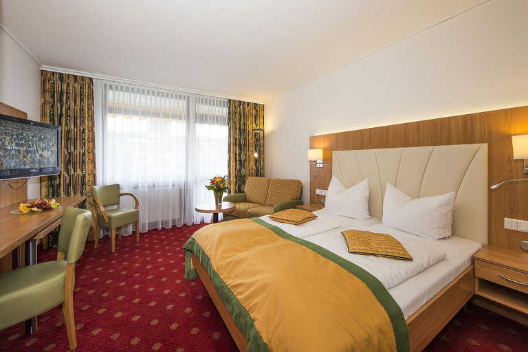 Bedroom 3, Johannesbad Thermalhotel Ludwig Thoma, Passau