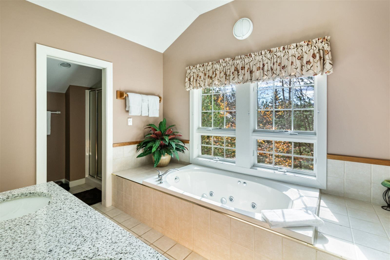 Bathroom 3, 710b_topnotch, Lamoille