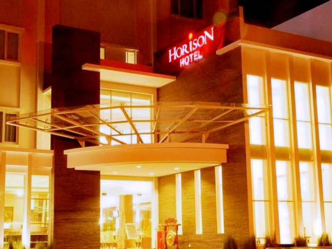 Horison Kendari, Kendari