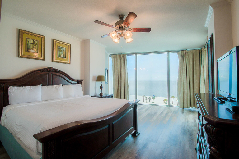 Bedroom 4, Sea Breeze 506, Harrison