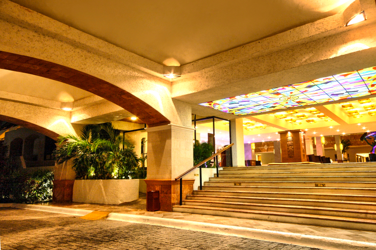 Public Area 4, Golden Parnassus Resort- Adults Only All Inclusive, Benito Juárez