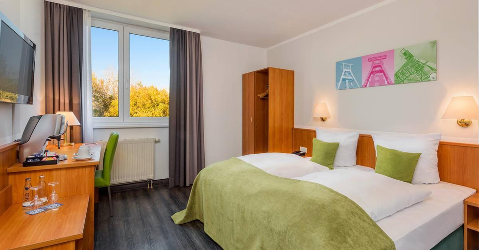 Bedroom 10