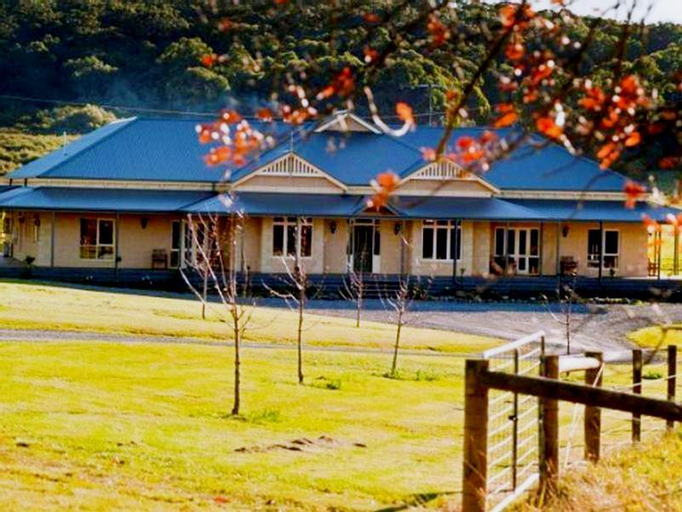 Tallawarra B&B, Cardinia - North