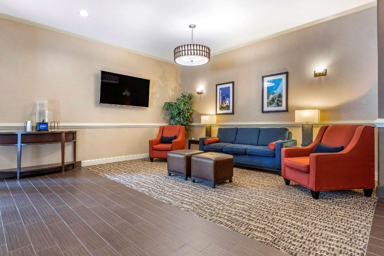 Public Area 2, Comfort Inn & Suites Villa Rica, Carroll