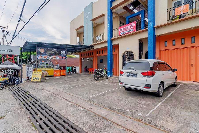 RedDoorz Syariah near Terminal Batu Ampar 2, Balikpapan