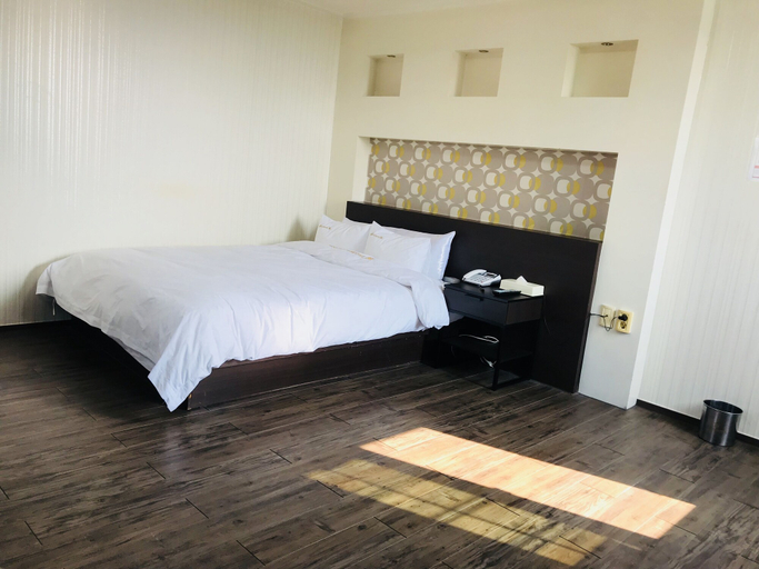 Bedroom 4, Haenam Woosuyoung Hotel, Haenam