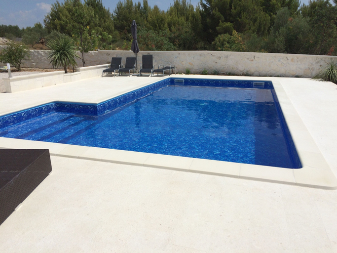 Sport & Beauty 3, Villa Bachelor, Vodice
